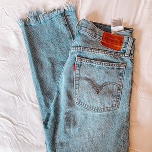 LEVIS wedgie fit jean